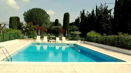 Logis Le Relais Du Val D'orbieu Hotel