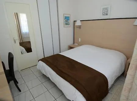 Hotel Logis Le Relais Du Val D'orbieu Ornaisons
