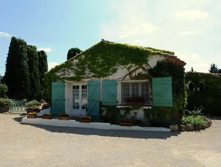 Logis Le Relais Du Val D'orbieu 3*