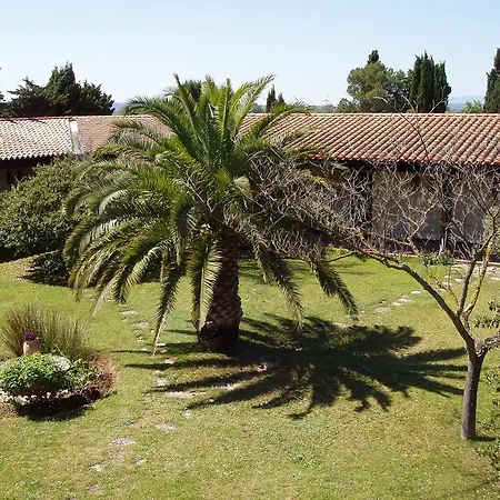 Logis Le Relais Du Val D'orbieu 3*