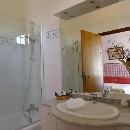 Logis Le Relais Du Val D'orbieu 3* Ornaisons