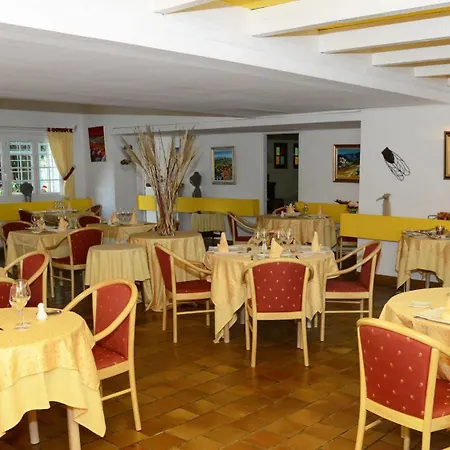 Logis Le Relais Du Val D'orbieu Hotel
