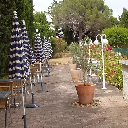 Logis Le Relais Du Val D'orbieu