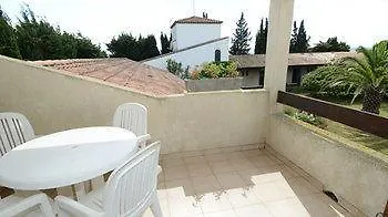Logis Le Relais Du Val D'orbieu فندق