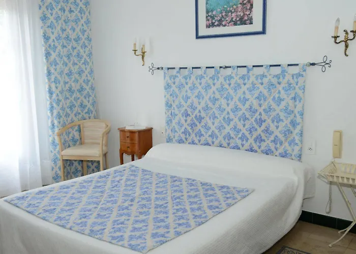 Logis Le Relais Du Val D'orbieu 3* Ornaisons