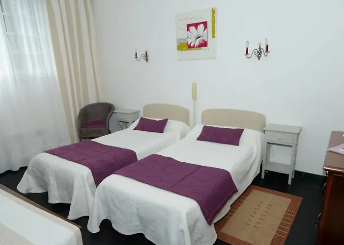 Logis Le Relais Du Val D'orbieu 3* Ornaisons